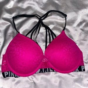 MUST GO💕 VS PINK Date Bra